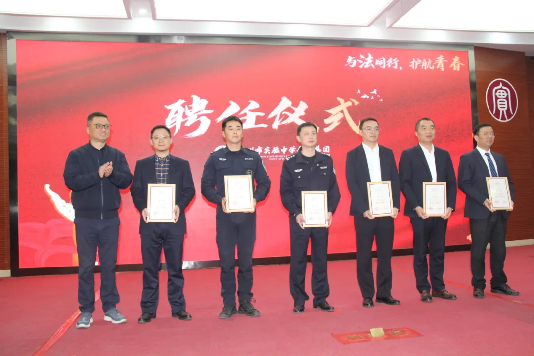 1764899409186500.png 9d7e80dc-dd7f-45ba-bb79-ba1320e6650a.png