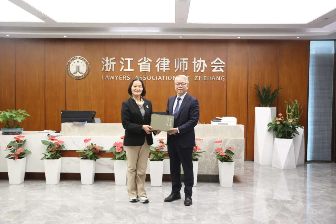 1765157765802915.png 93f8e3ed-11c2-4503-aeea-5a6222fcccda.png